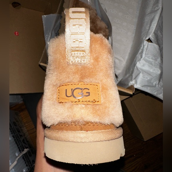 UGG Nuemel Cozy Boot - NIB (Chesnut) 6W - Picture 4 of 13